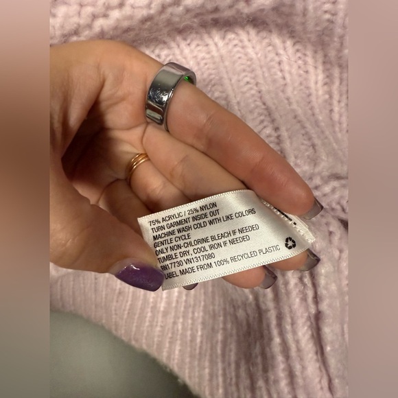 Universal Thread Lilac Lavender Knit V Neck Overaized Sweater Medium - Picture 8 of 8